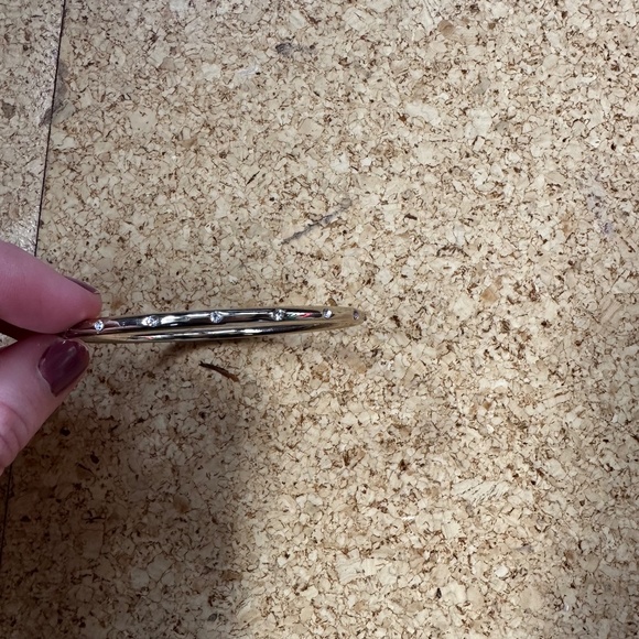 Bracelets - Picture 2 of 4